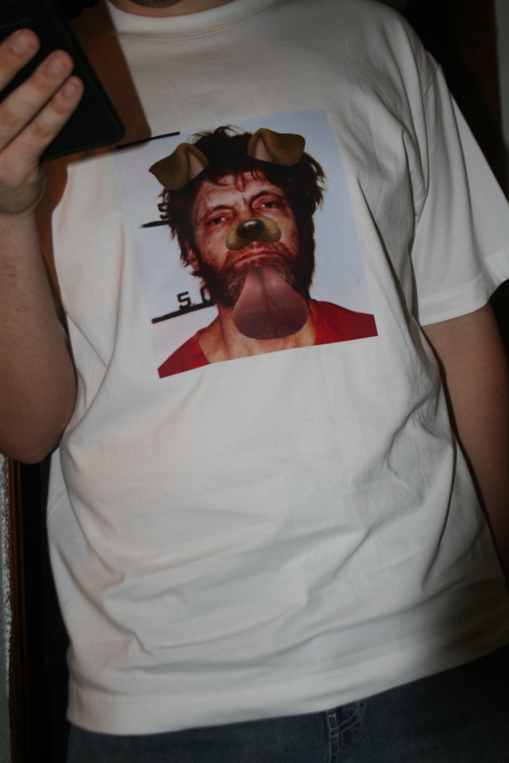 nose q titulo ponerle a esta camiseta